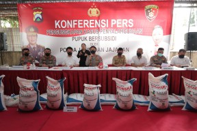21 Mafia Pupuk Subsidi Dibekuk Polda Jatim