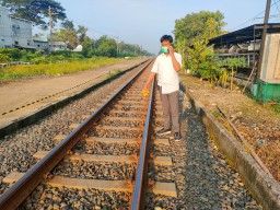 Diduga Bunuh Diri, Mr X Tewas Tertabrak Kereta Api di Kecamatan Taman Sidoarjo