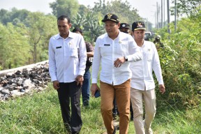 Sidak TPST di Balongbendo, Wabup Subandi : Kesadaran Masyarakat Masih Kurang