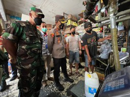 Hasil Sidak Ketersediaan Minyak Goreng, Kapolres Tulungagung Pastikan Aman