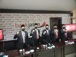 Bank Jatim Raih Penghargaan Bank Terbaik 2022