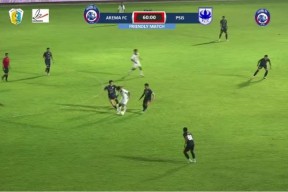 Disaksikan Ribuan Aremania, Arema FC Kalahkan PSIS Semarang 2-0