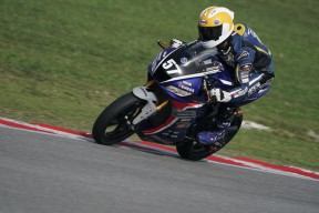 Aldi Satya Mahendra Siap Berlatih Bersama Valentino Rossi, Terpilih Mengikuti Yamaha VR46 Master Camp di Italia