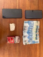 Sudah Diincar, Dua Nelayan Trenggalek Diciduk Saat Edarkan Pil Double L