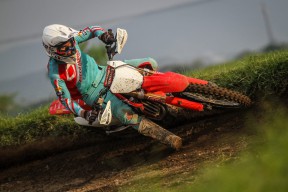 Bikin Bangga, Pebalap Indonesia Tampil di MXGP Samota