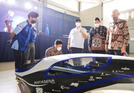 ITS Punya Mobil Berbahan Energi Hidrogen, Wagub Emil Optimis Bisa Ukir Berbagai Prestasi