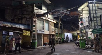 Cegah Prostitusi, Eks Lokalisasi Dolly Surabaya Dijaga Ketat Aparat