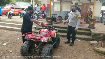 Penyakitnya Kambuh, Wisatawan Asal Nganjuk Meninggal Saat Liburan di Pantai Gemah Tulungagung