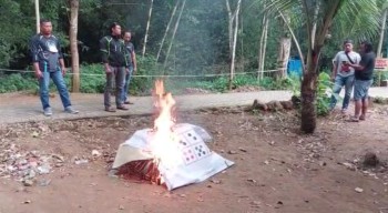 Digrebek Polisi, Pelaku Judi Sabung Ayam Tulungagung Lari Kocar Kacir