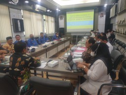 Belum Terima Pesangon, Pensiunan BUMN PT Barata Wadul DPRD Gresik