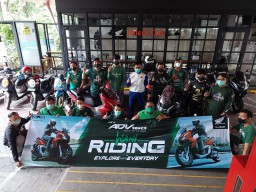 Dukung Klub Sepak Bola Surabaya, Komunitas Honda Nribun Dan Riding Bareng di MPM Riders Cafe