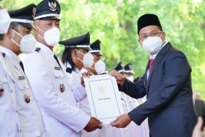 Bupati Sidoarjo Melantik 83 Kepala Desa Hasil Pilkades Serentak 2022