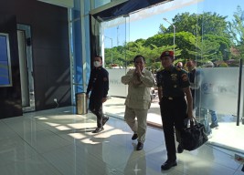 Ke PT INKA Madiun, Menhan Prabowo : Saya Bangga Buatan Anak Bangsa