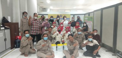 Smelting dan REEI Kabupaten Gresik Sosialisakan Cara Pembuatan Eco Enzym Pada Karyawan