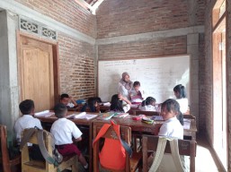 Bikin Was-was, Seluruh Siswa SDN 2 Karangpatihan Ponorogo Mengungsi