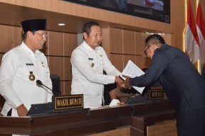 DPRD Lamongan Sambut Baik Usulan Raperda Pemkab Lamongan