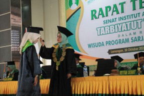 Wisuda Sarjana Strata Satu XIII IAI Tabah Luluskan 136 Mahasiswa
