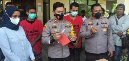 Pakai Kunci T, 2 Pria Ini Berhasil Gondol 3 Motor