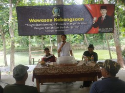 Berikan Wawasan Kebangsaan, Politisi Gerindra MH. Rofiq Ajak Pemuda Cintai Alam