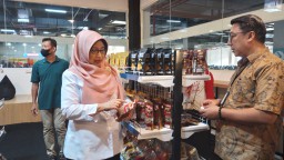 Kabupaten Gresik Kini Punya Pusat Oleh-oleh Baru, Namanya Rene'o