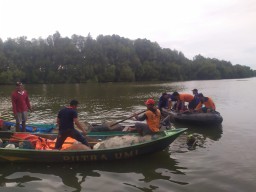 Cari Kerang, Bocah SMP di Gresik Tenggelam Terbawa Arus Kalimireng