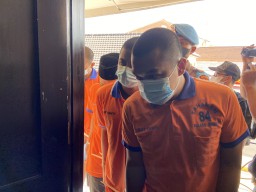 6 Pengedar Narkoba Antar Kota Diringkus Polres Jember, Amankan 42,86 Gram Sabu dan 3.097 Butir Pil Trex