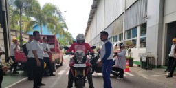 MPM Honda Jatim Gandeng Polres Madiun Edukasi Keselamatan Berkendara Karyawan PT IMS
