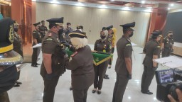 Daftar 15 Pejabat Adhiyaksa yang Dilantik, Ini Pesan Kajati Jatim