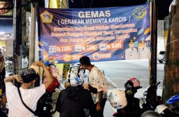 Bayar Parkir di Gresik Kembali Full Tunai