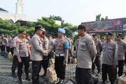 63 Polisi Sidoarjo Berangkat ke Bangkalan Madura Amankan Pilkades