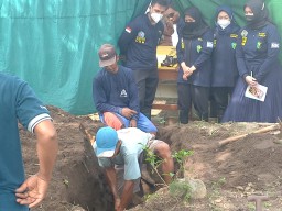 Makam Pensiunan Dini Polisi di Jombang Dibongkar, Ini Penyebabnya