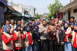 Usai Warga Sukorejo Gresik Demo, Kapolda Jatim Datang Berkunjung