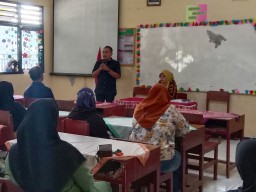 Bantu Meringankan Beban, 3 Sekolah di Bojonegoro Dapat PIP