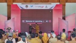 Bank Jatim bersama Pemkab Madiun Launching E-Retribusi Pasar dan Siskeudes