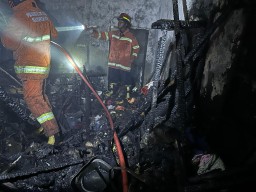 Kasihan, Rumah Milik Janda Tua di Gresik Hangus Terbakar