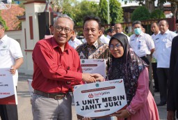 Hore! UMKM di Kabupaten Pamekasan Dibantu Peralatan dan Mesin