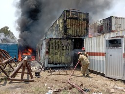 Box Container Milik PT Nana Yamano Bojonegoro Terbakar, Kerugian Sebesar Rp700 Juta