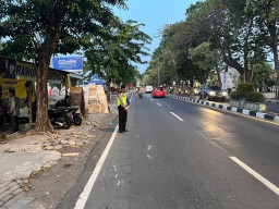 Tabrak Median Jalan, Pemotor Asal Tuban Tewas di Gresik