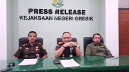 Kepala Diskoperindag Pemkab Gresik dan Seorang Penyedia Ditetapkan Tersangka Kasus Hibah UMKM