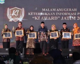 Pemkab Gresik Masuk Kategori Tidak Informatif Menurut Hasil Monev Komisi Informasi Jatim