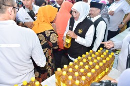 Khofifah: Inflasi di Jatim 2,92 Persen Karena Indeks Harga Konsumen Naik jadi 117,59 Persen di 2023