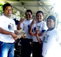 Mancing Bersama Ganjar - Mahfud, Warga Gresik Diajak Melek Politik