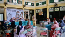 CARGILL Gresik Bantu Makan Tambahan Untuk Ibu Menyusui dan Anak Gizi Kurang