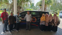 Donasikan Mobil ke Yayasan Al Uswah Surabaya, Smelting Berkontribusi Pada Pendidikan