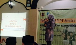 Siswa SDNU 1 Trate Gresik Berkenalan Bahasa dan Budaya Jepang Bersama PT Smelting