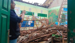 Gedung SDN di Bojonegoro Ambruk, Beruntung Tidak Ada Korban Jiwa