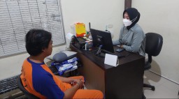 Jualan Sabu Kemasan Permen Barter Ayam Jago, Pria di Jombang Diamankan Polisi