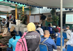 Rekapitulasi Pemilu 2024 Tingkat Kecamatan Dimulai, di Kabupaten Gresik Butuh Waktu Lima Hari Hingga Seminggu