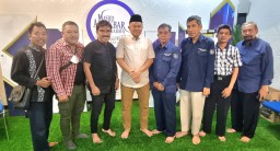 Pendaftar "Cukur Rambut Gratis Sambut Ramadhan" Masjid Al Akbar Hampir 50 Persen Kuota