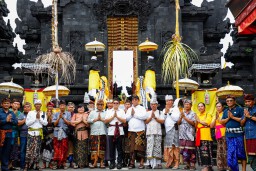 Pemprov Jatim Siap Wujudkan Harapan PHDI Jatim Miliki Kantor Sendiri